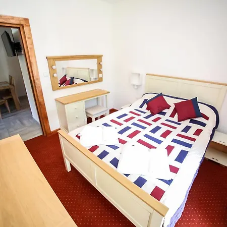 Wadolowski Apartment